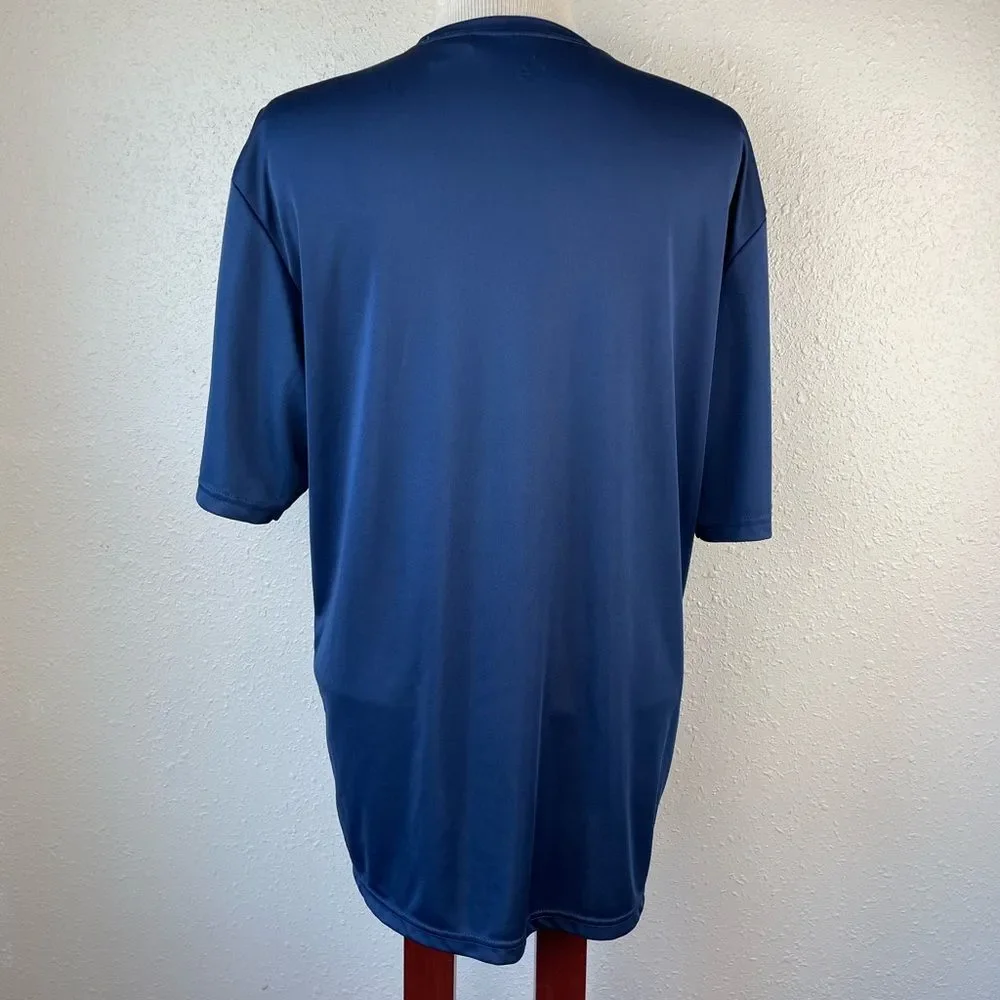 A4 US Road Running T-Shirt Size M EUC - Picture 6 of 7